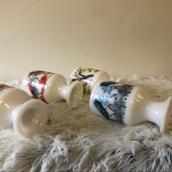 Vintage Cottagecore Bird Milk Glass Mugs Set of 4 - Picture 2 of 9